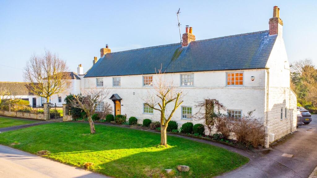 Main image of property: Main Street, Gristhorpe, Filey
