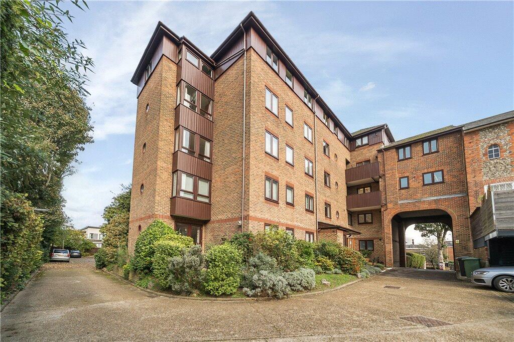 2 bedroom apartment for sale in Tower Street, Winchester, Hampshire, SO23