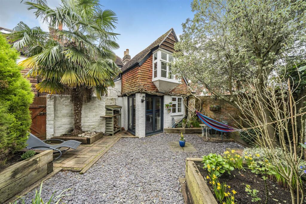 3 bedroom terraced house for sale in East Street, Titchfield Village, PO14