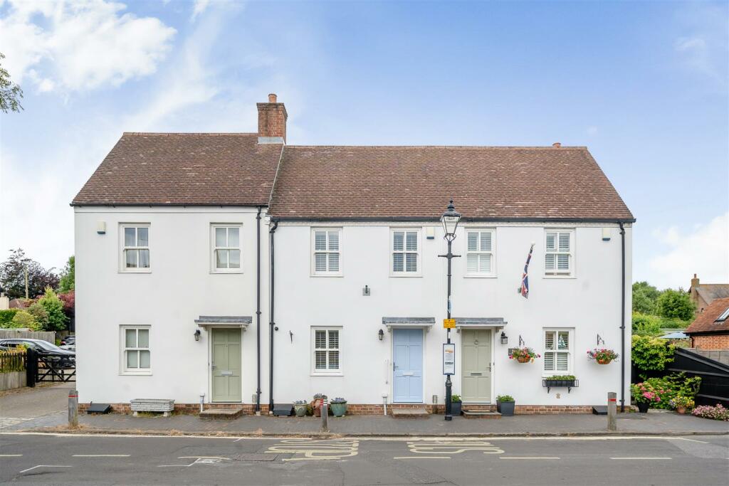3 bedroom terraced house for sale in South Street, Titchfield Village, PO14