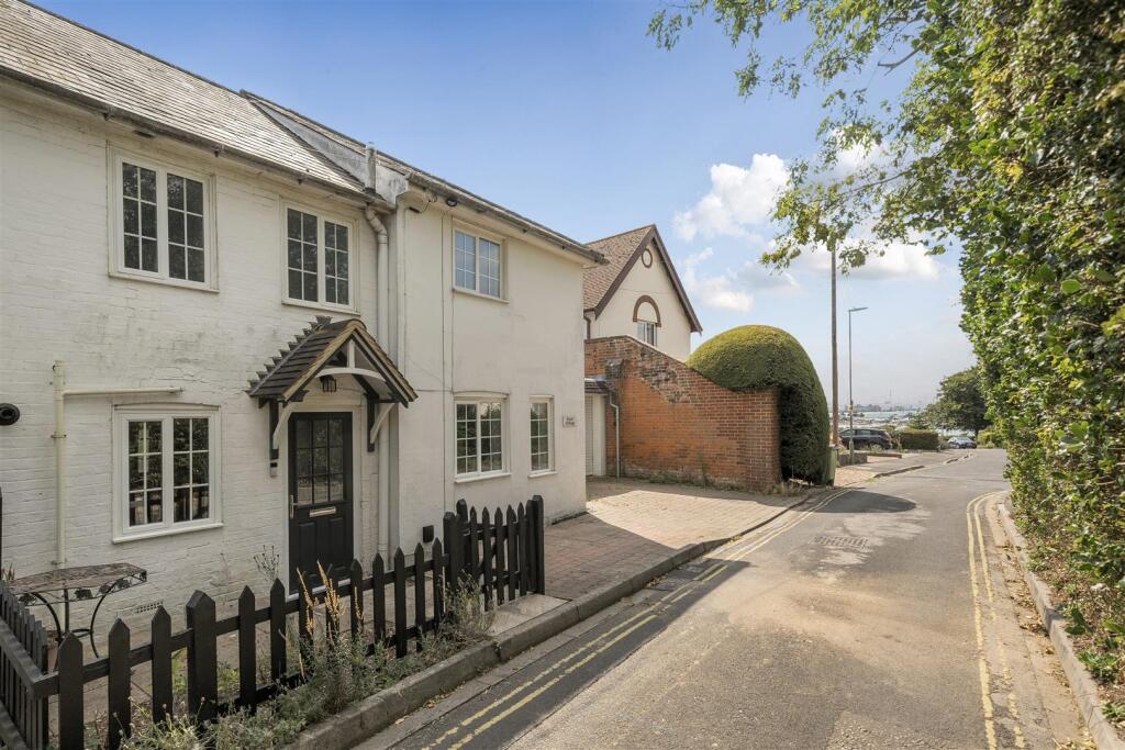 Main image of property: Havelock Road, Warsash