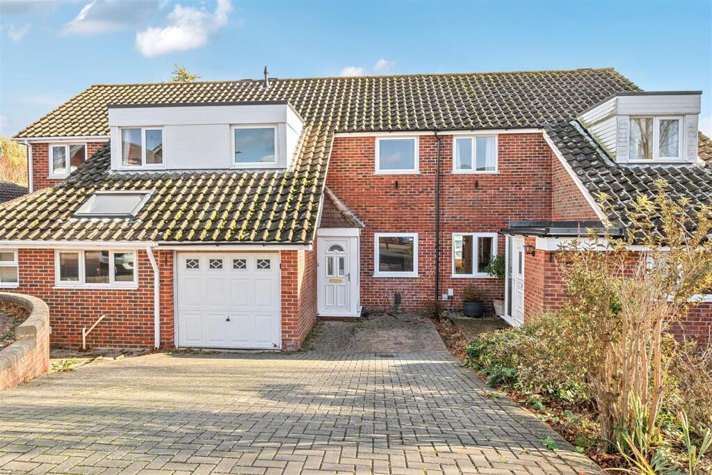 Main image of property: Garstons Close, Titchfield