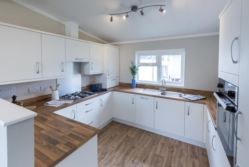 Park home for sale in Yeovil Marsh, Yeovil, BA21