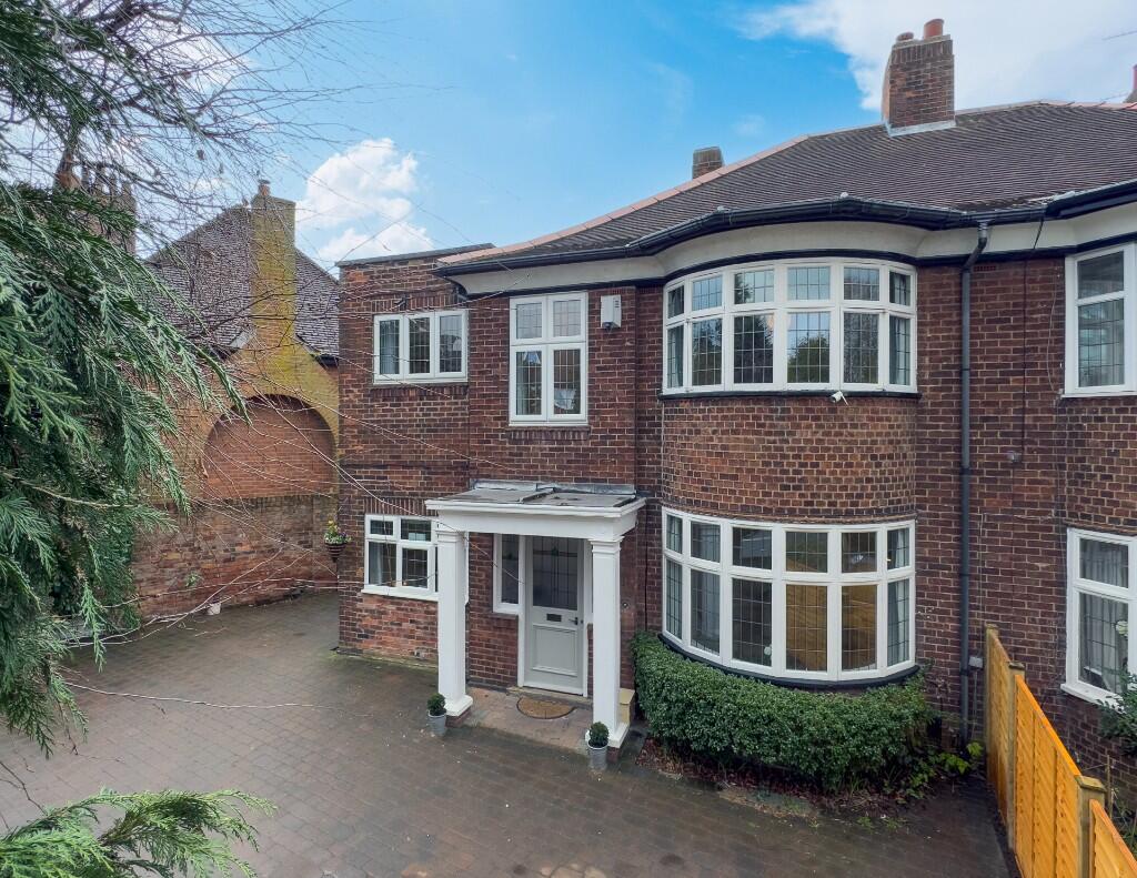 Main image of property: The Mount, York,YO24
