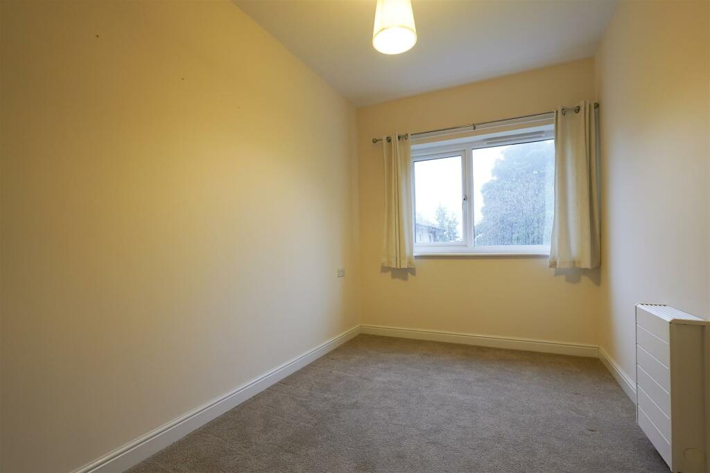 Additional property image - Baldwin Lane, Clayton, Bradford