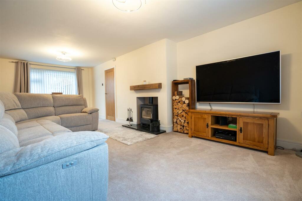 Additional property image - Hillcrest Drive, Queensbury, Bradford