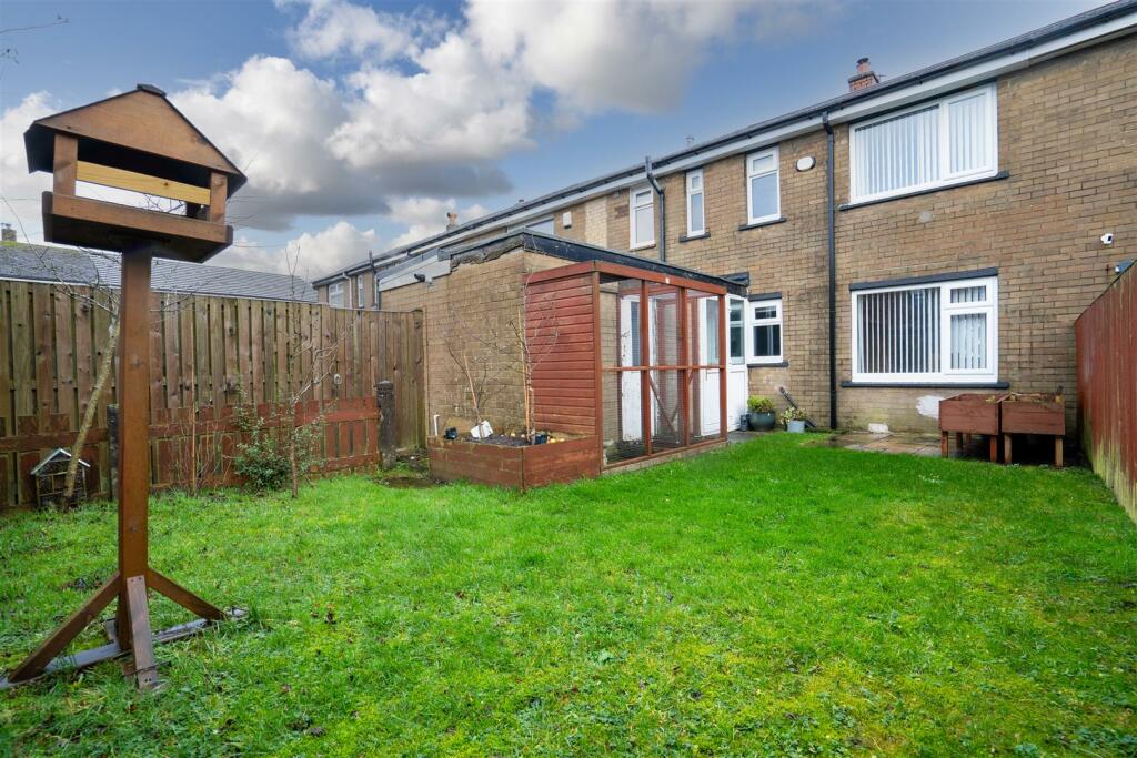 Additional property image - Hillcrest Drive, Queensbury, Bradford