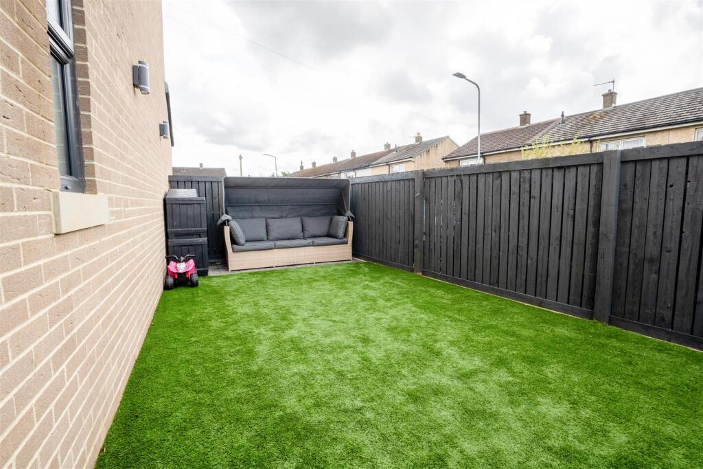 Additional property image - Hillcrest Drive, Queensbury, Bradford