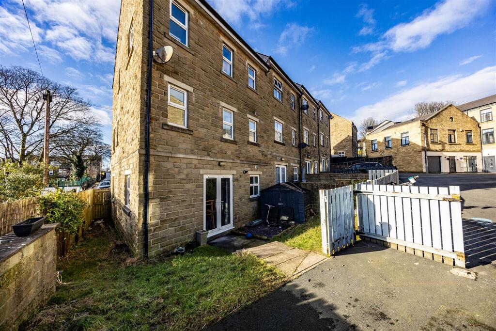Additional property image - James Street, Thornton