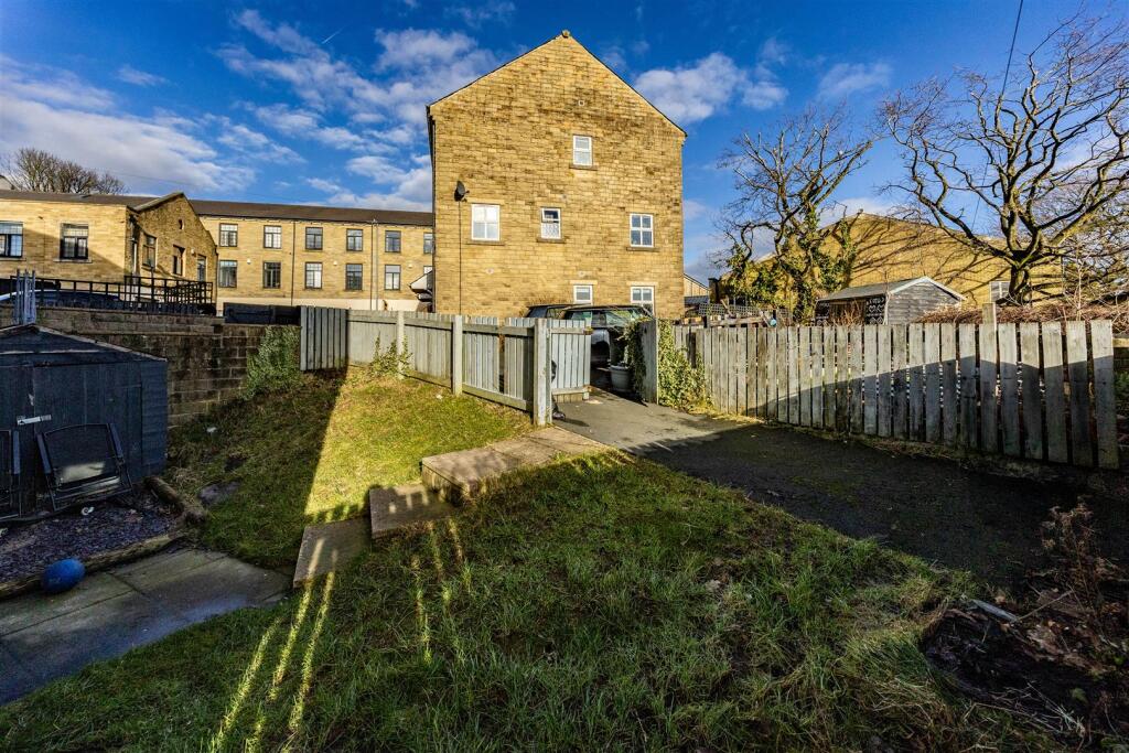 Additional property image - James Street, Thornton