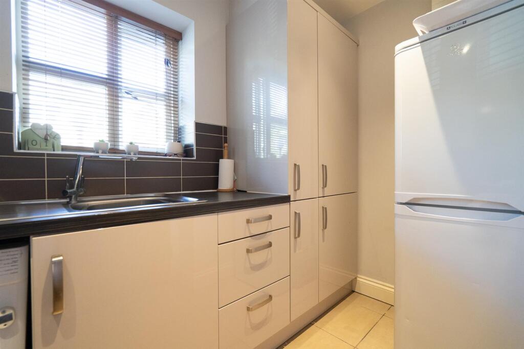 Additional image 5 of Sherborne Road, Bradford