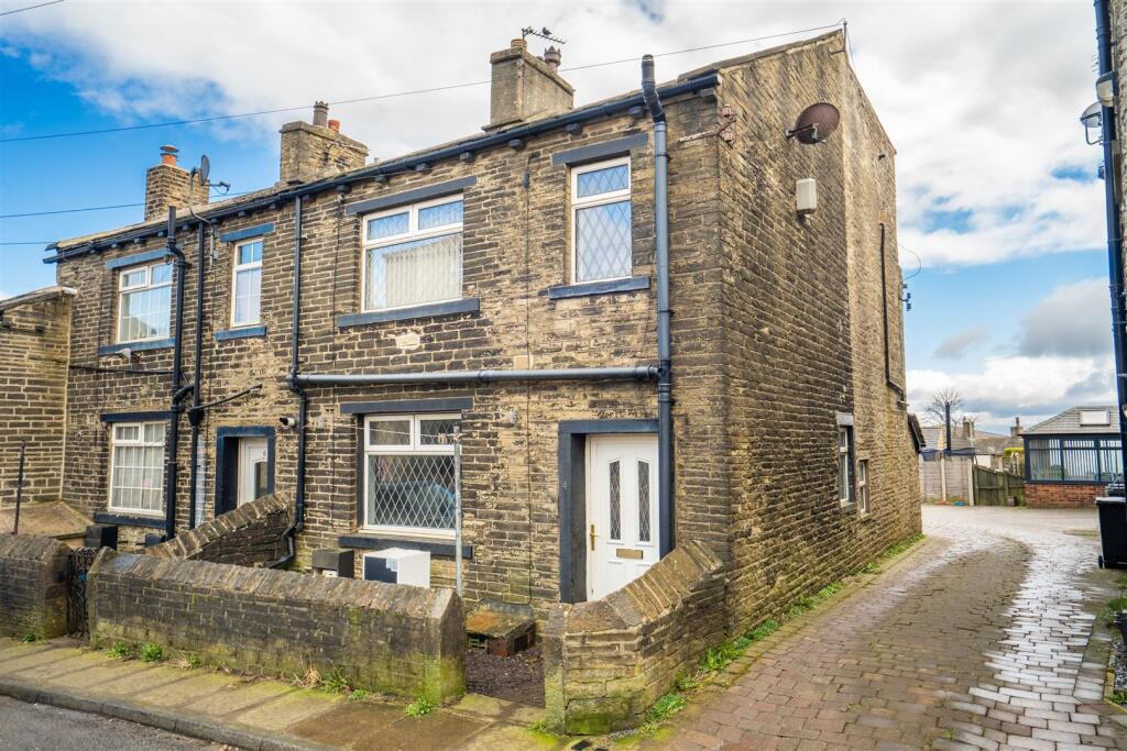 Main image of property: West Street, Shelf, Halifax