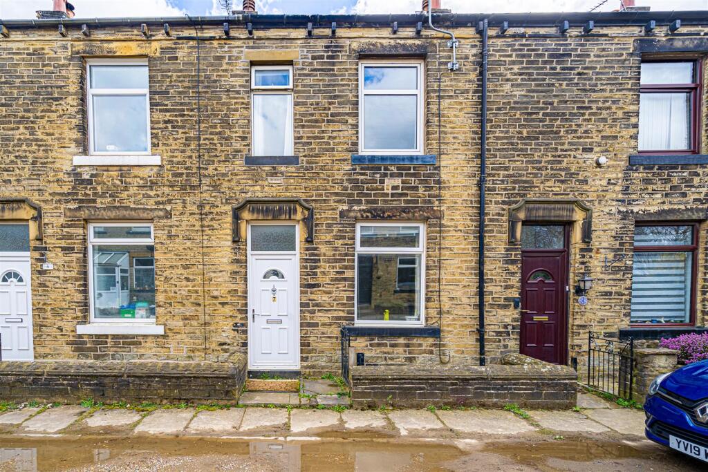 Main image of property: Gaythorne Terrace, Halifax