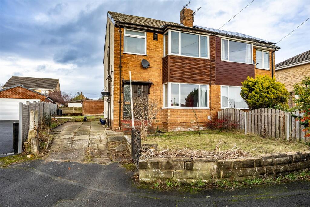 Main image of property: Lilac Grove, Gomersal, Cleckheaton