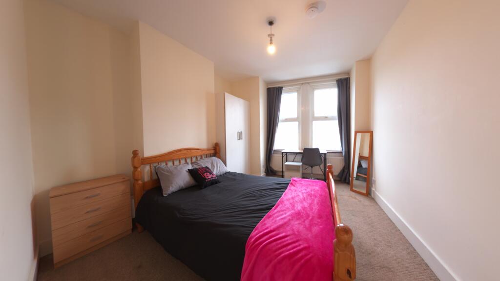 Main image of property: Whippingham Road