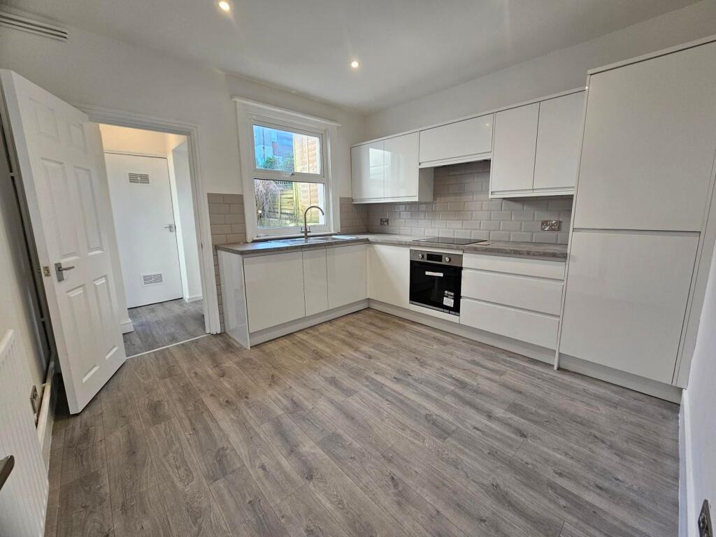 Main image of property: Bedford Street