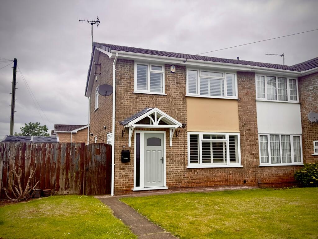 3 bedroom semidetached house for sale in Priory Close, Thringstone
