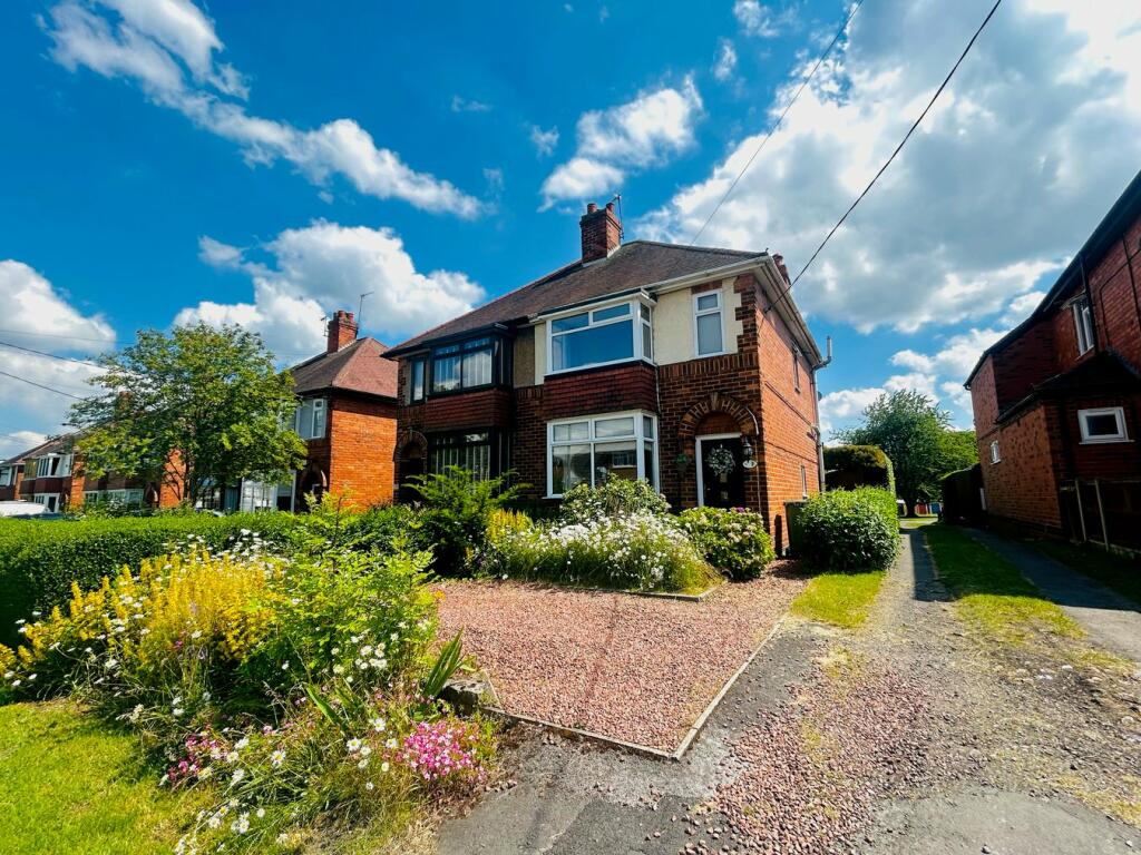 2 bedroom semidetached house for sale in Ashby Road, Newbold Coleorton