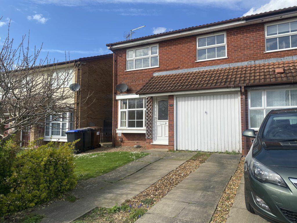 3 bedroom house for rent in Shedfield Way, East Hunsbury, Northampton, NN4