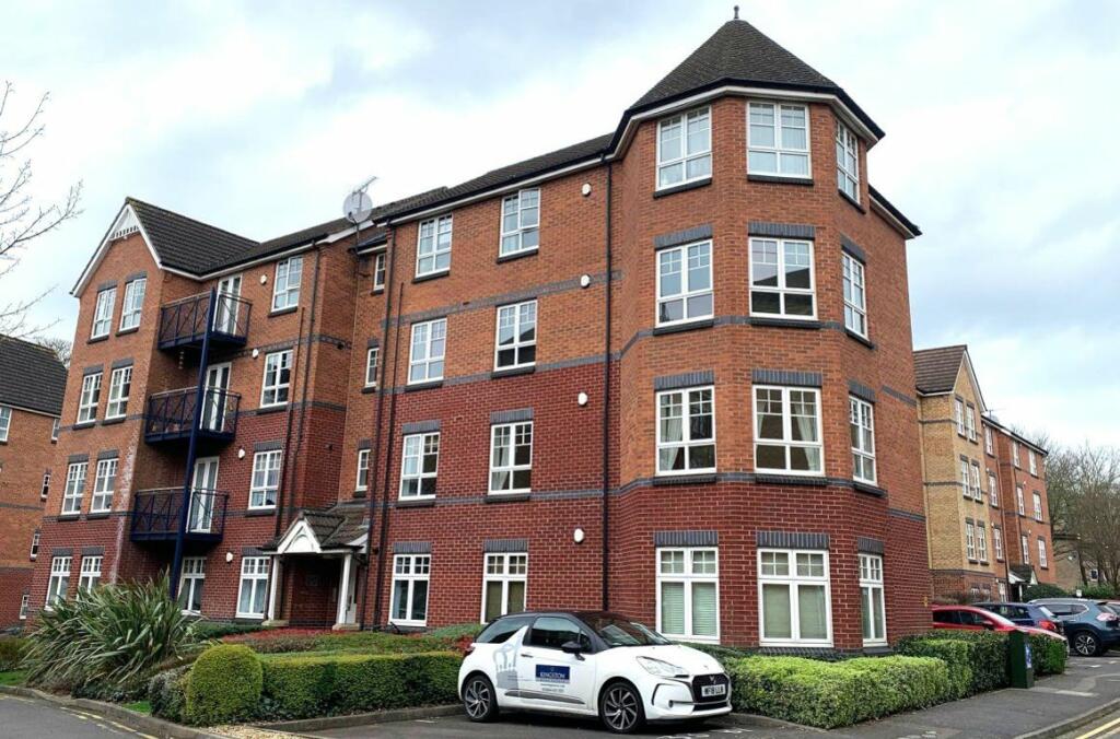 3 bedroom flat for rent in Beckets View, Northampton, NN1 5NQ, NN1
