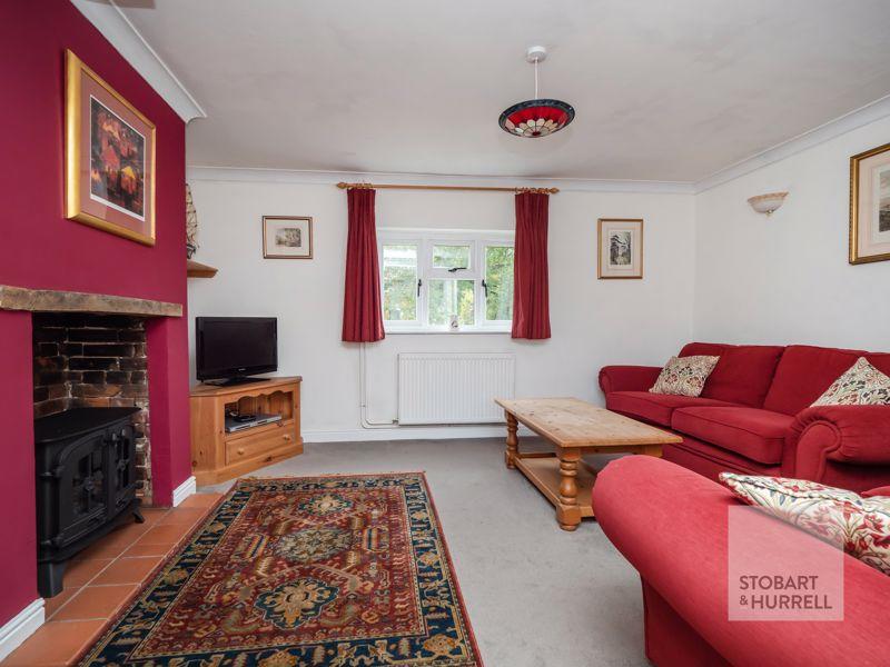 3 bedroom detached house for sale in Half Moon Cottage, Upper Street