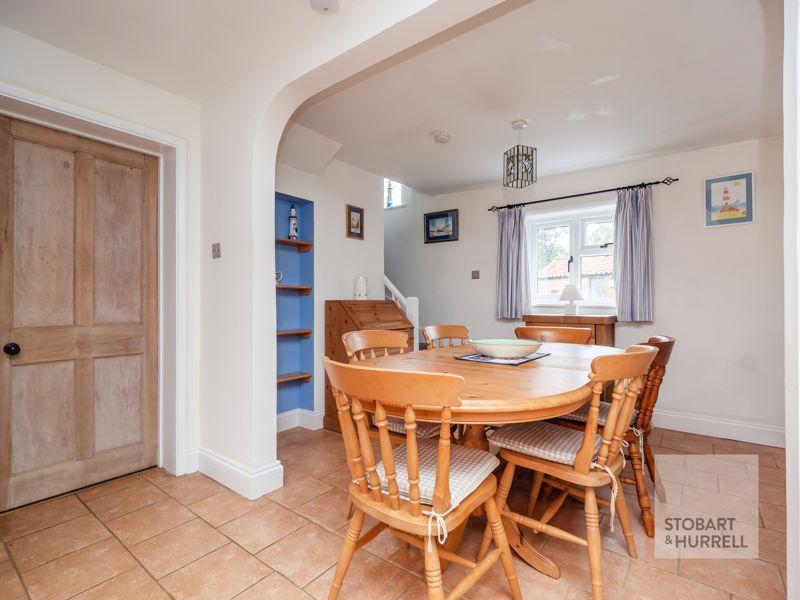 3 bedroom detached house for sale in Half Moon Cottage, Upper Street