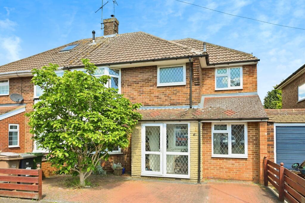 Main image of property: Fallowfield, Luton