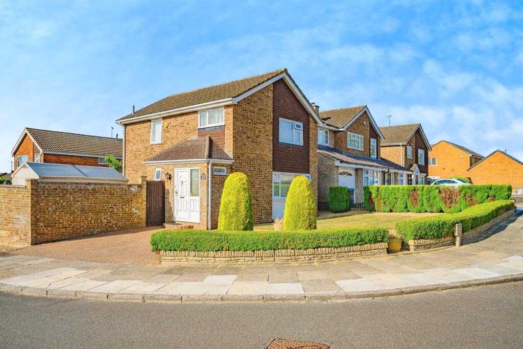 Main image of property: Turnpike Drive, Luton