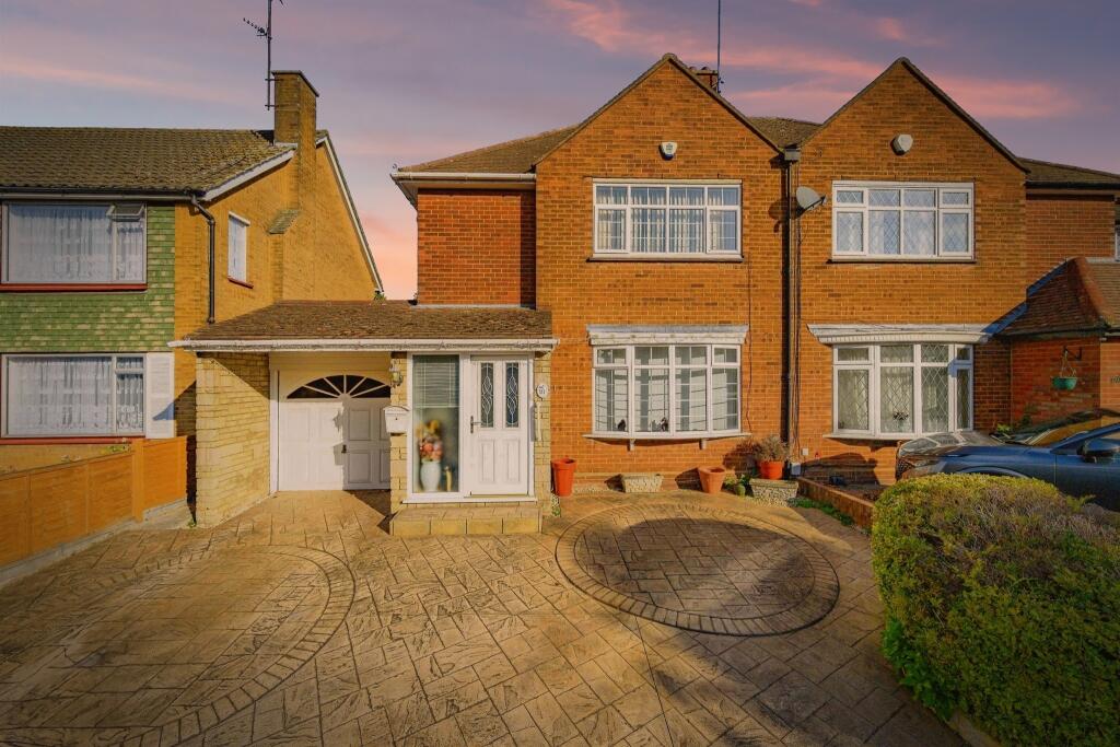 Main image of property: Hemingford Drive, Luton
