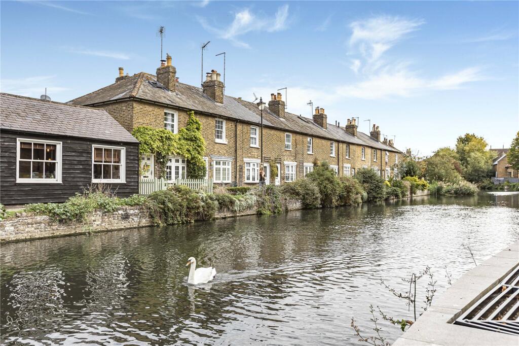Main image of property: Riverside, Folly Island, Hertford, Hertfordshire, SG14