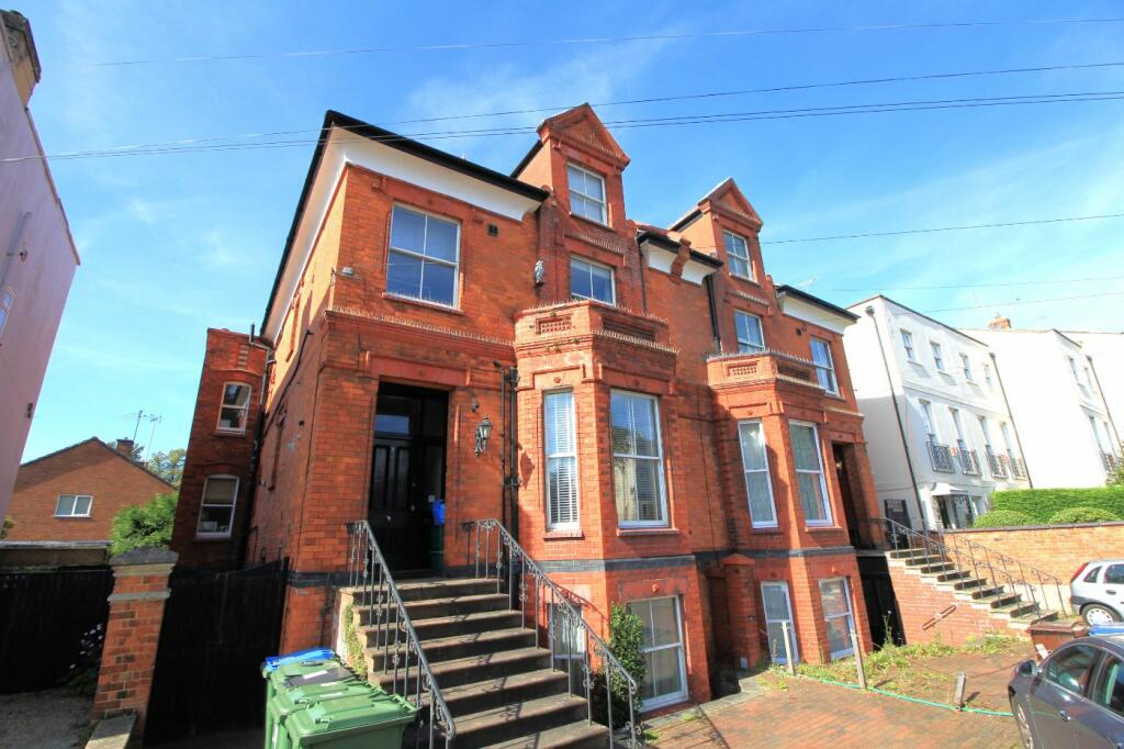 Main image of property: Old Bath Road, Cheltenham, Gloucestershire, GL53