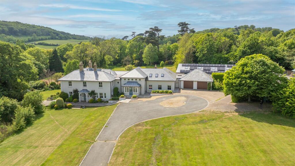 Main image of property: Moons Hill, Totland