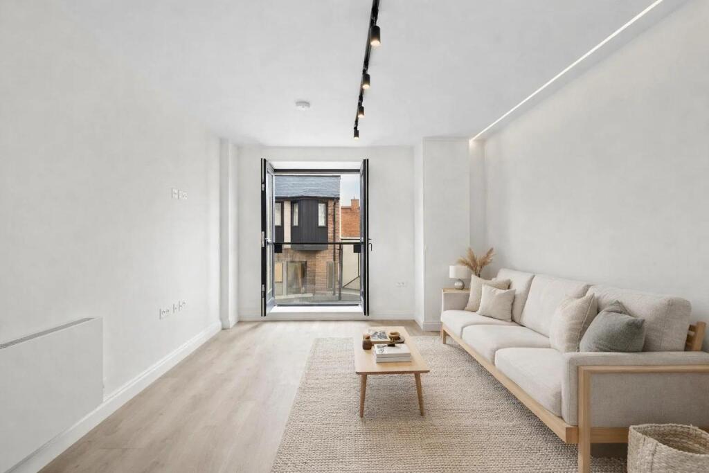 Main image of property: Akeman Honours, Akeman Street, Tring, HP23