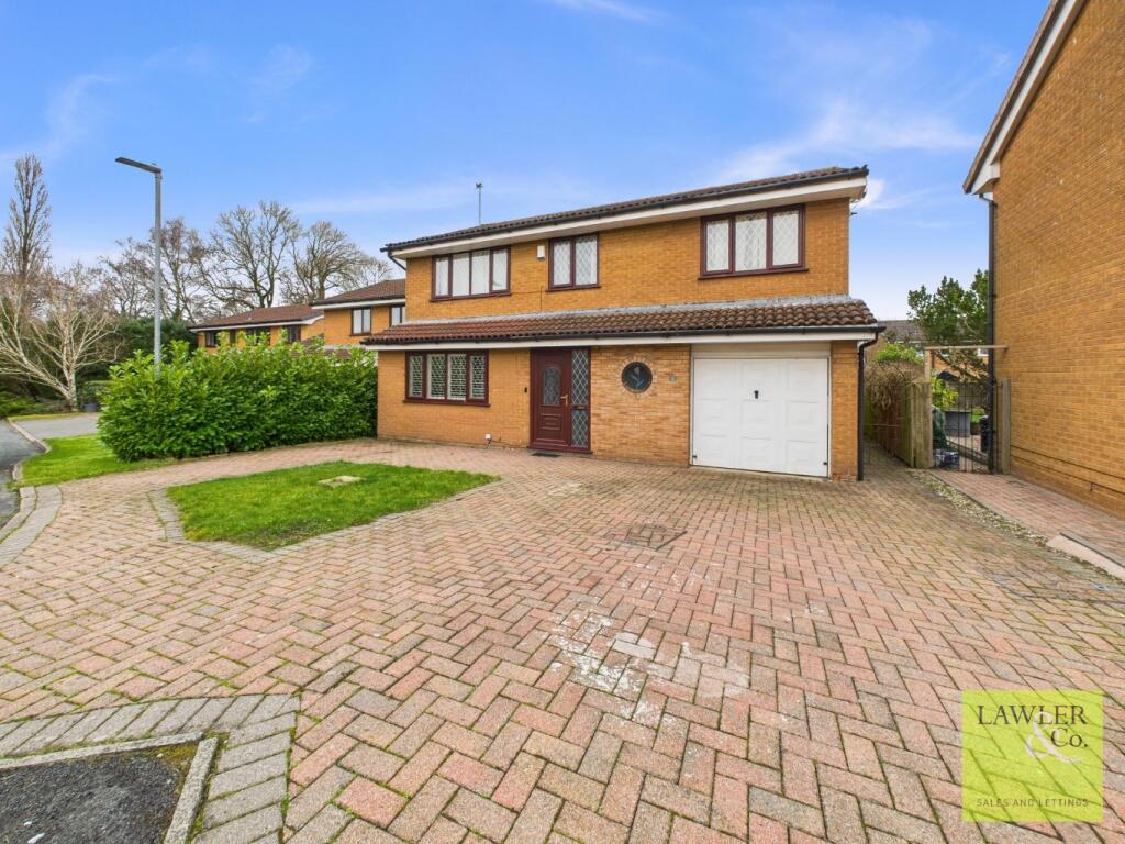 Main image of property: Easby Close, Poynton, Stockport, Cheshire, SK12 1YG