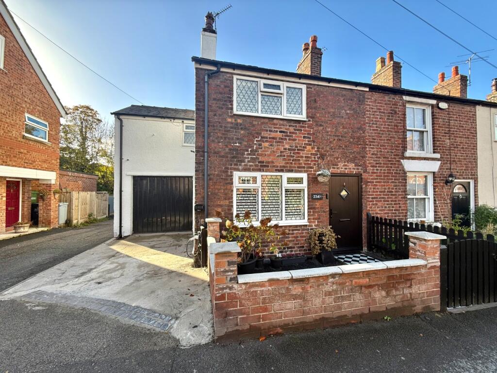 Main image of property: Park Lane, Poynton, Stockport, Cheshire, SK12 1RQ