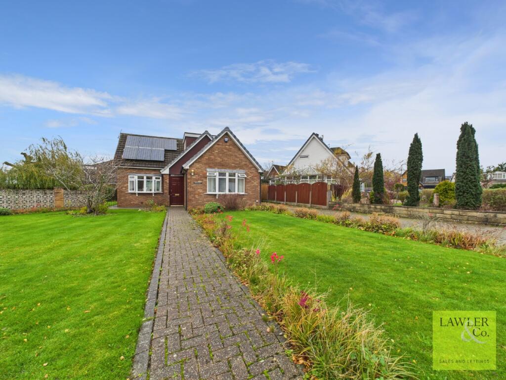 Main image of property: Chatsworth Road, High Lane, Stockport, Cheshire, SK6 8DA