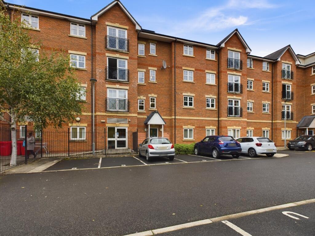 2 bedroom apartment for sale in Ladybarn Lane, Manchester, Greater