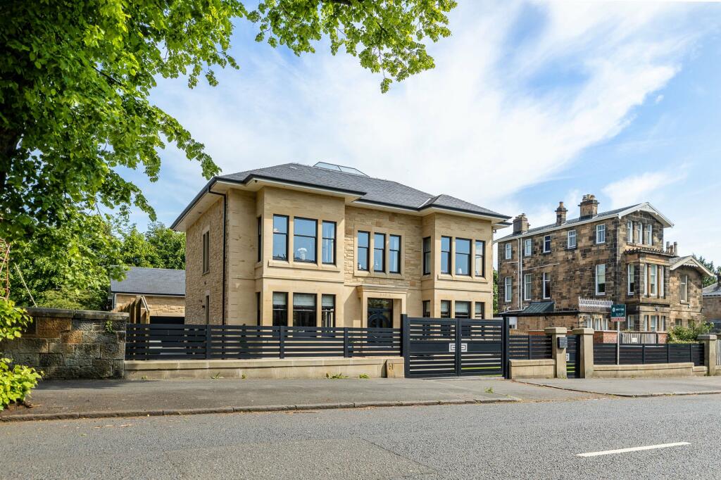 5 bedroom detached house for sale in Albert Drive, Pollokshields