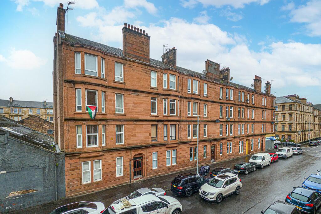 2 bedroom apartment for sale in Daisy Street, Crosshill, Glasgow, G42