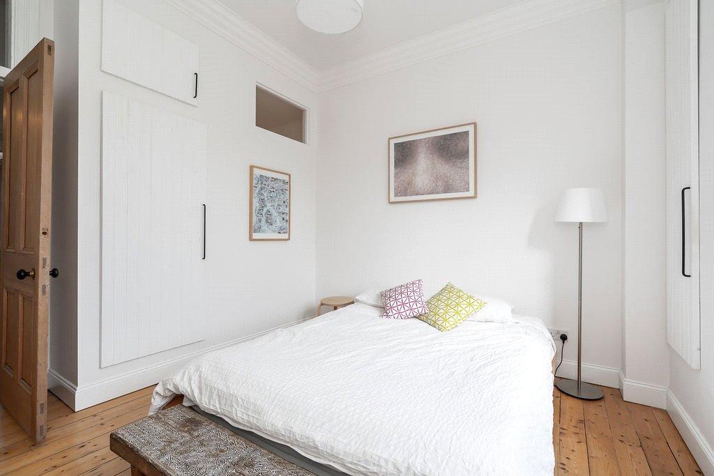 2 bedroom apartment for sale in Tantallon Road, Shawlands, Glasgow, G41