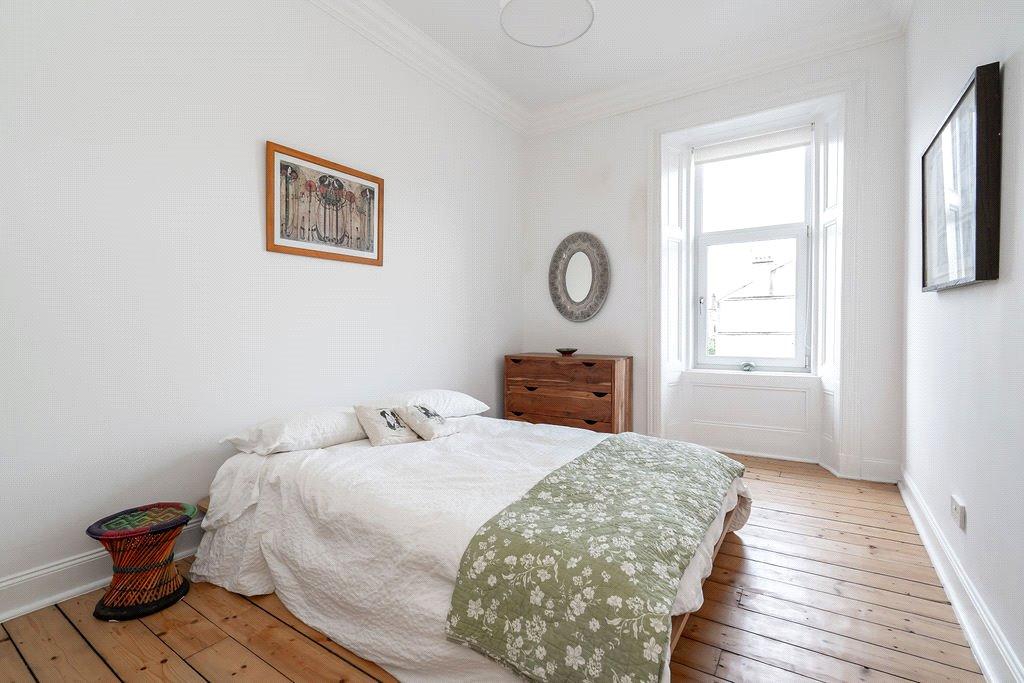 2 bedroom apartment for sale in Tantallon Road, Shawlands, Glasgow, G41