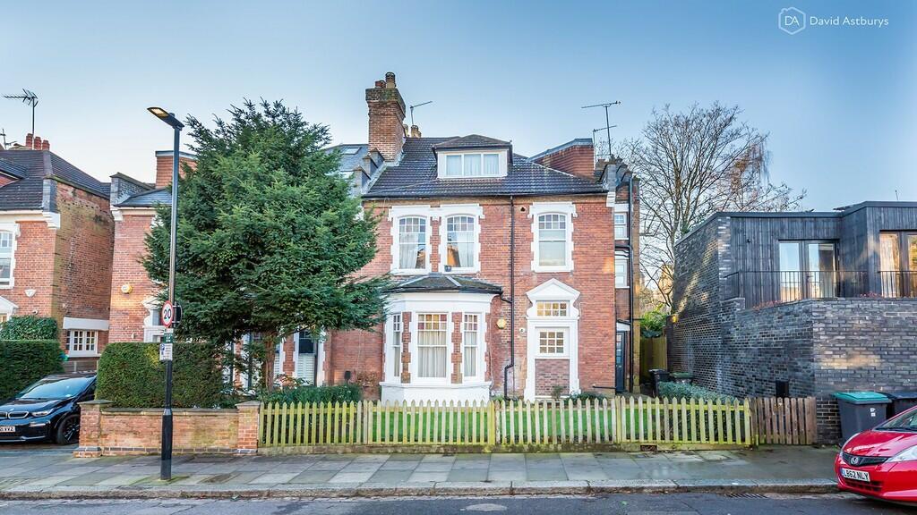 1 bedroom apartment for sale in Clifton Road, Crouch End N8