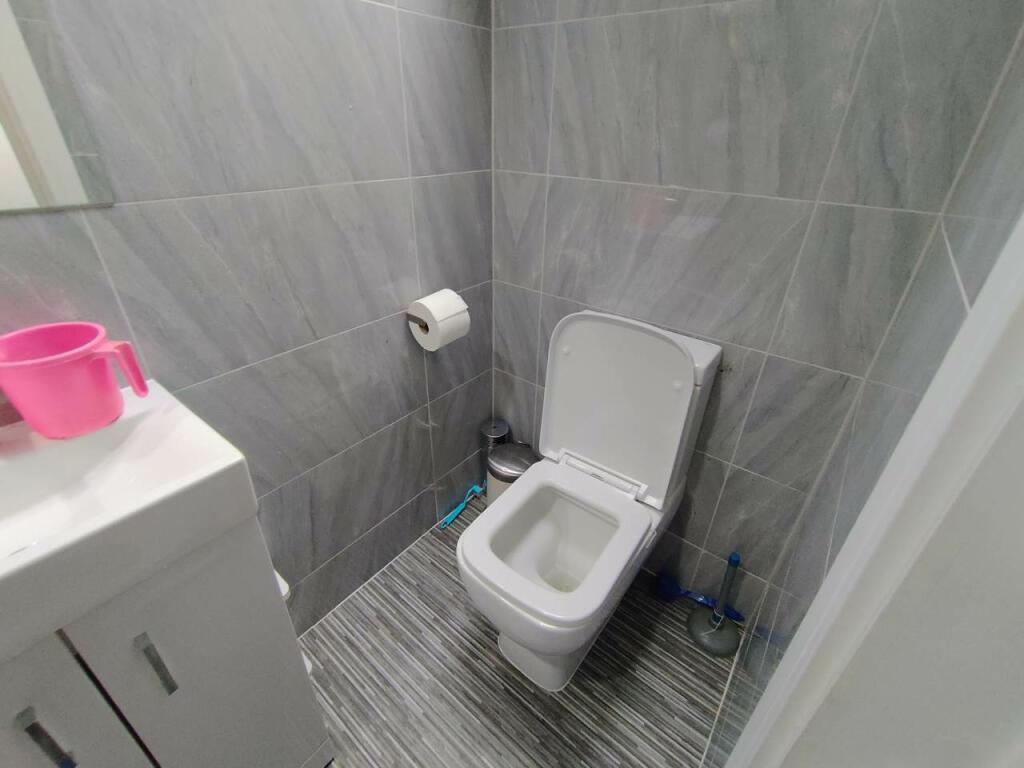 Additional property image - Newfoundland Court, Newfoundland Road, Heath