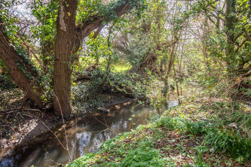 2 bedroom detached bungalow for sale in Meldreth Road, Whaddon, Royston