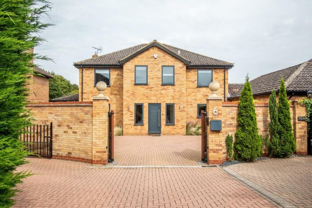 5 bedroom detached house for sale in 6, Marfleet Close, Great Shelford