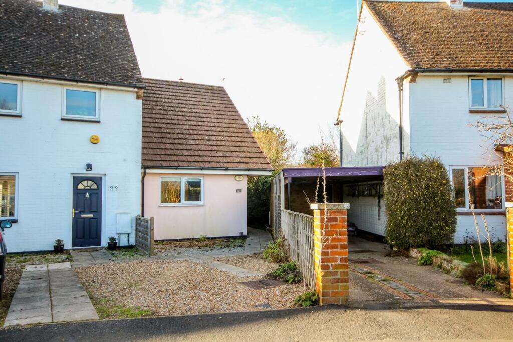 2 bedroom end of terrace house for sale in Foster Road, Trumpington, Cambridge, CB2