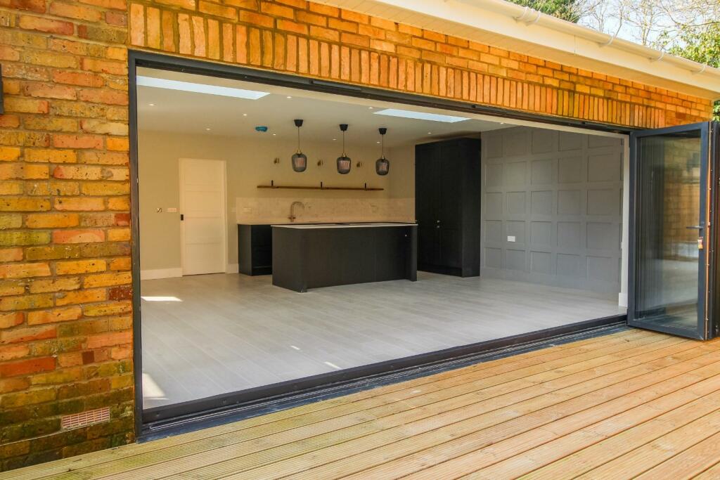 Additional image 12 of Poplar Close, Great Shelford, Cambridge