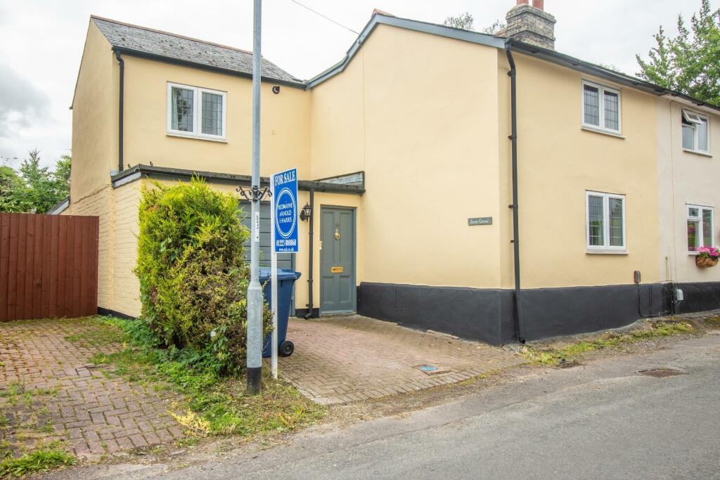 3 bedroom semidetached house for sale in St. Johns Street, Duxford