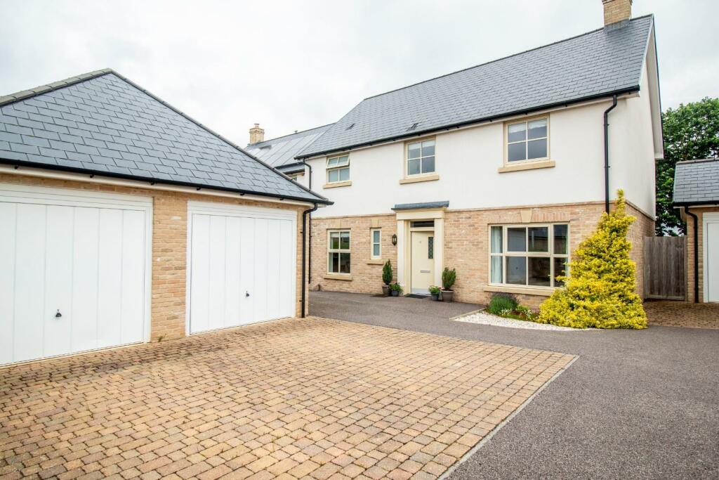 3 bedroom detached house for sale in Chardle Field, Foxton, Cambridge, CB22