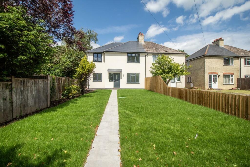 4 bedroom semidetached house for sale in Swaynes Lane, Comberton